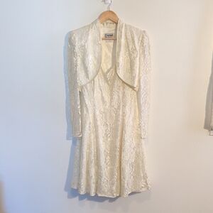 VINTAGE NU MODE cream lace dress - size small